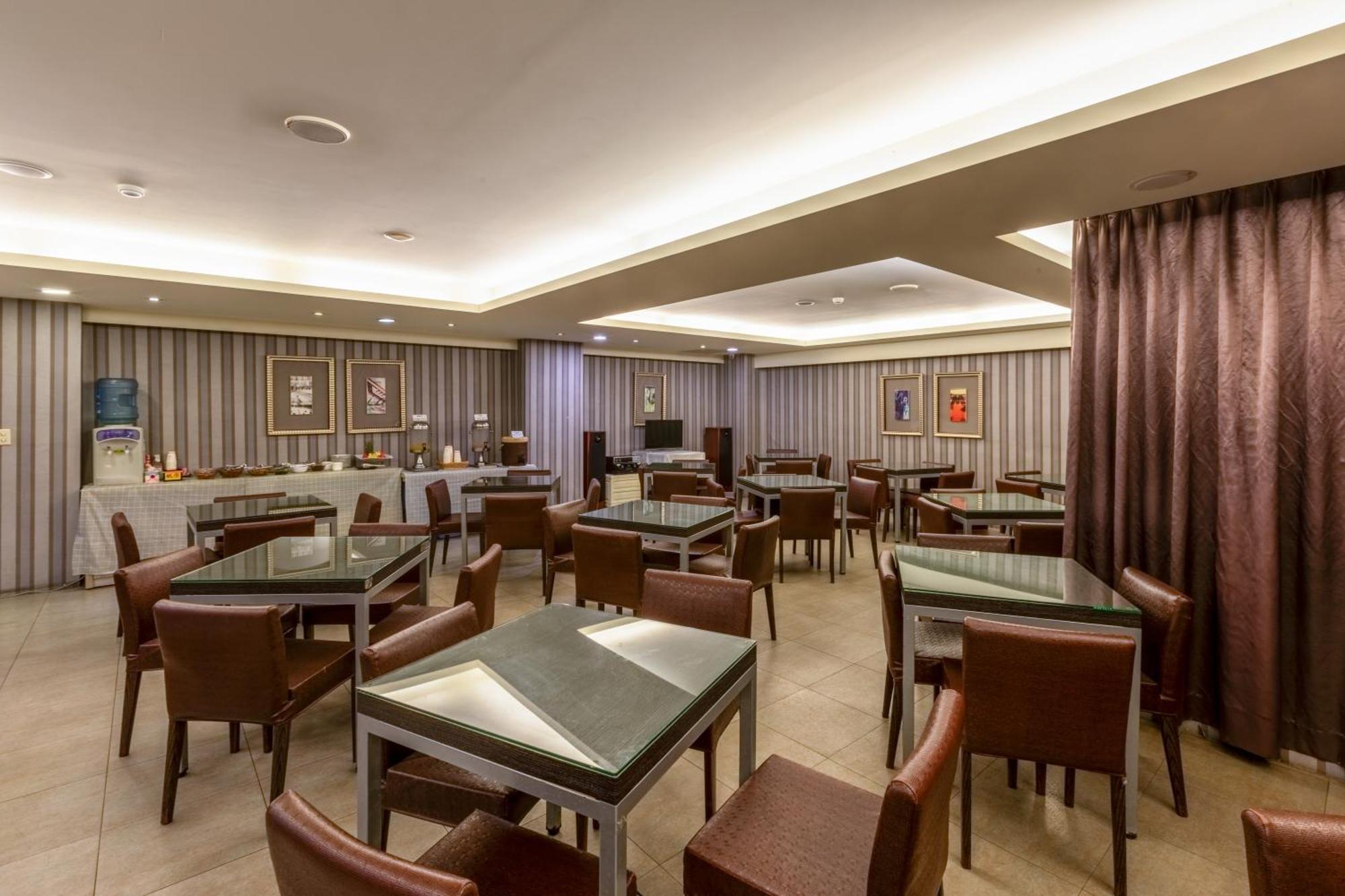 Ren Mei Fashion Hotel Tchaj-čung Exteriér fotografie
