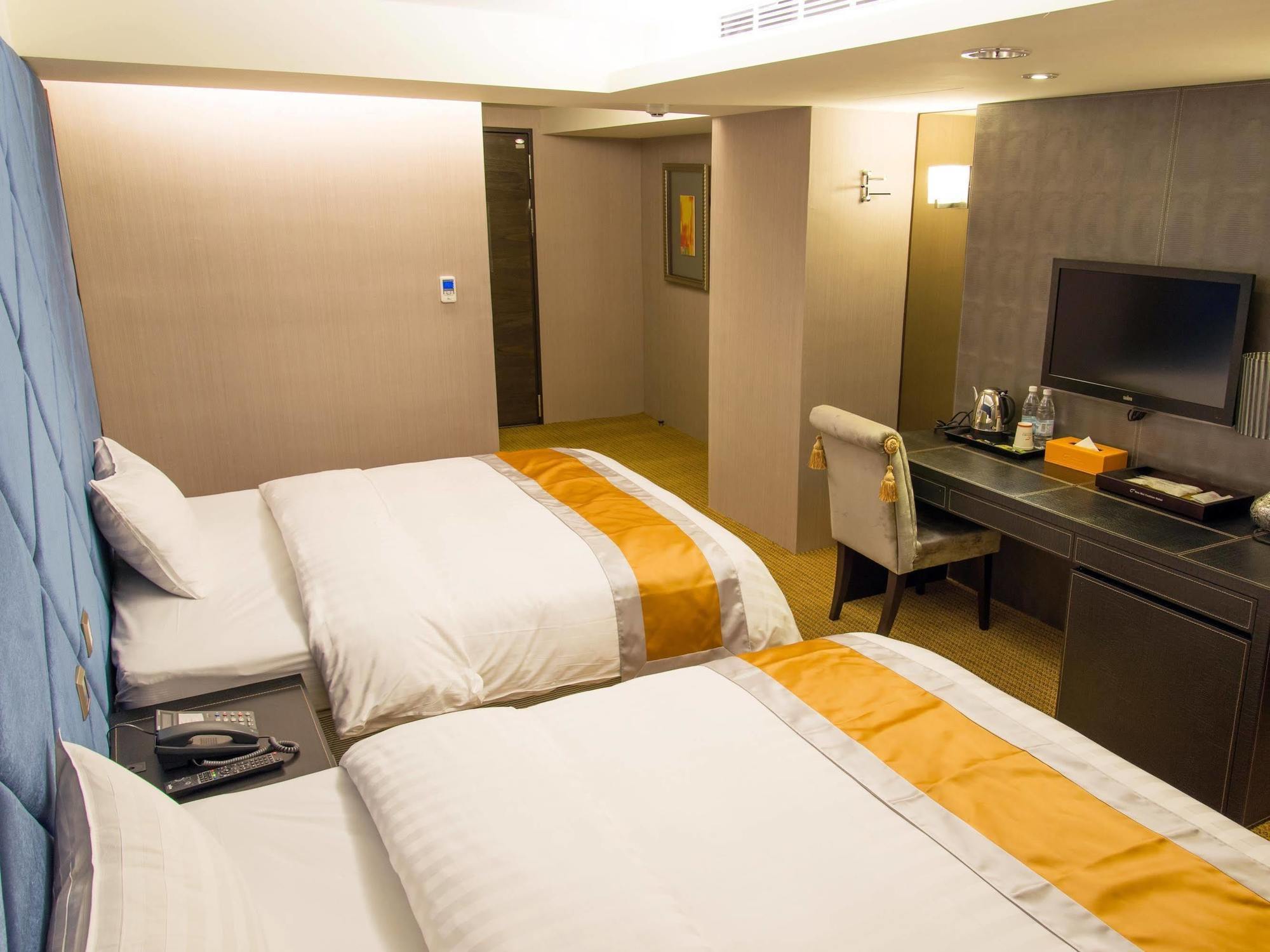 Ren Mei Fashion Hotel Tchaj-čung Exteriér fotografie